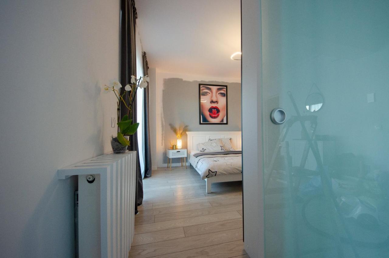 Bliss Apartment Targu Mures Exterior photo